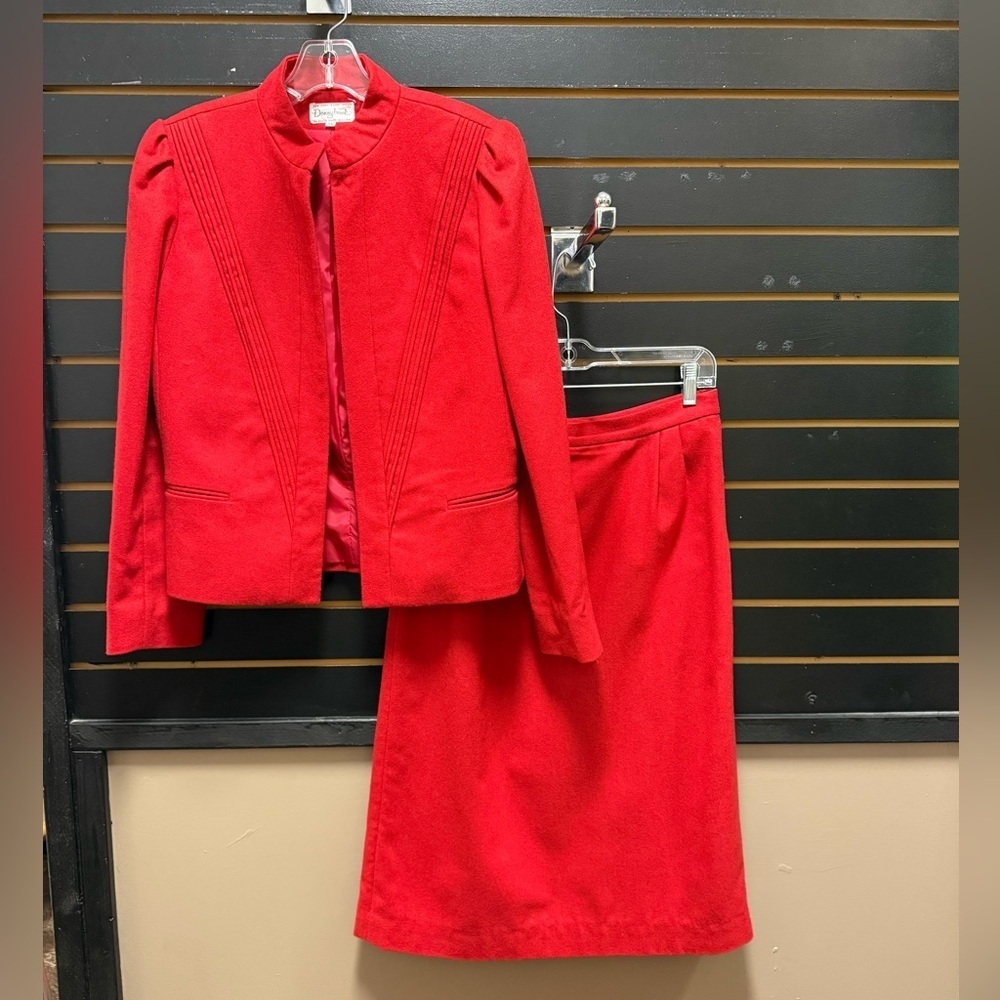 Vintage Donnybrook Red Wool Blend Skirt Suit Jacket & Pencil Skirt Medium